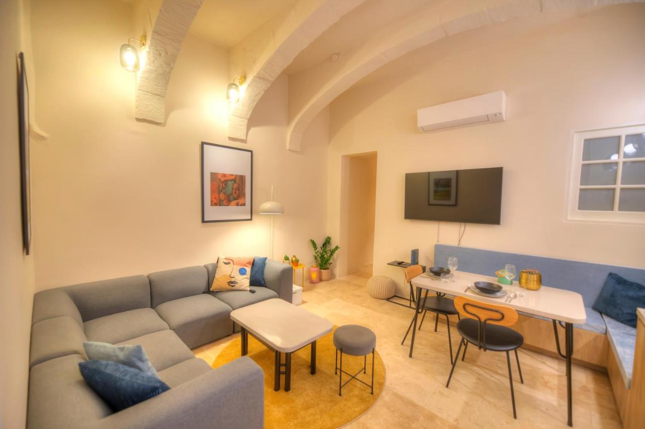 Stylish & Traditional 1 Bedroom Apartment Ddem1-1 Валета Екстериор снимка